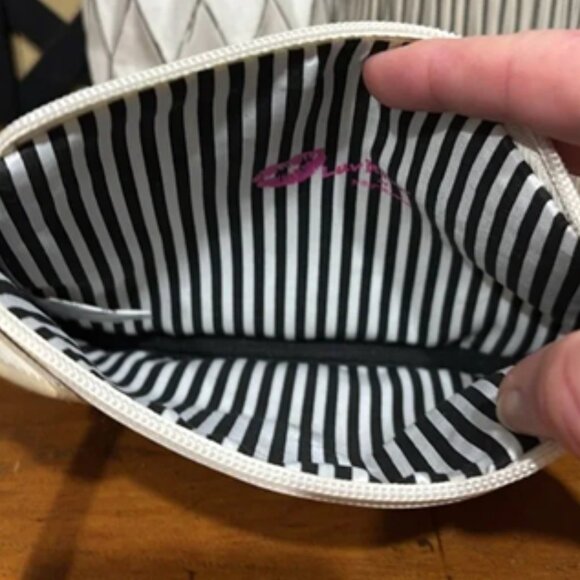 Betsey Johnson Rabbit Bunny Wristlet Pouch Travel Cosmetic Bag EUC - Picture 6 of 7